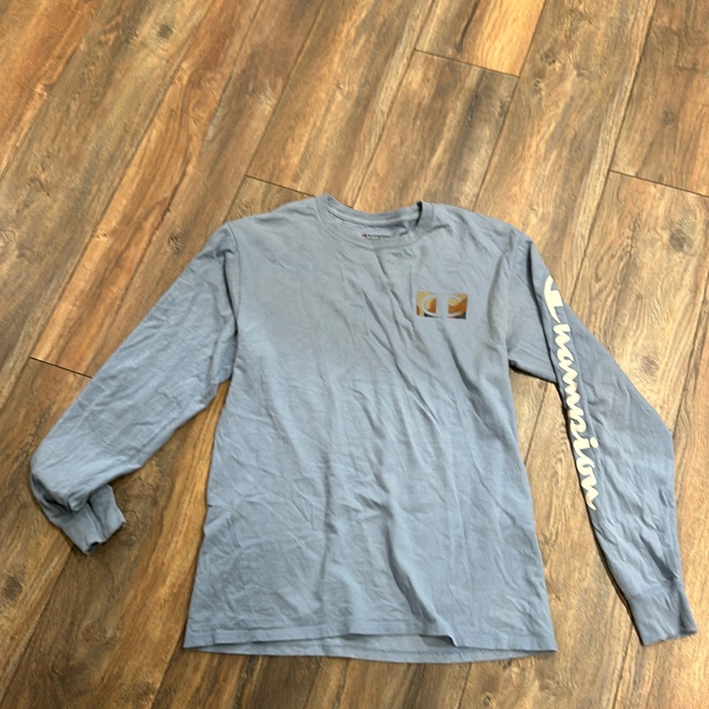 Men’s champion long sleeve shirt